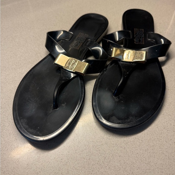 Salvatore Ferragamo Black Sandals with Gold Bow - Picture 1 of 3